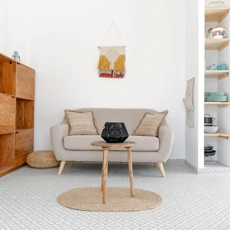 De L'angles. Casa Mistral