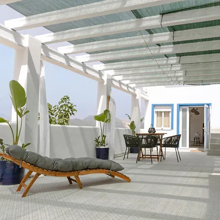 De L'angles. Casa Mistral